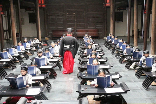 篮球模拟训练中的体能训练解决方案_2